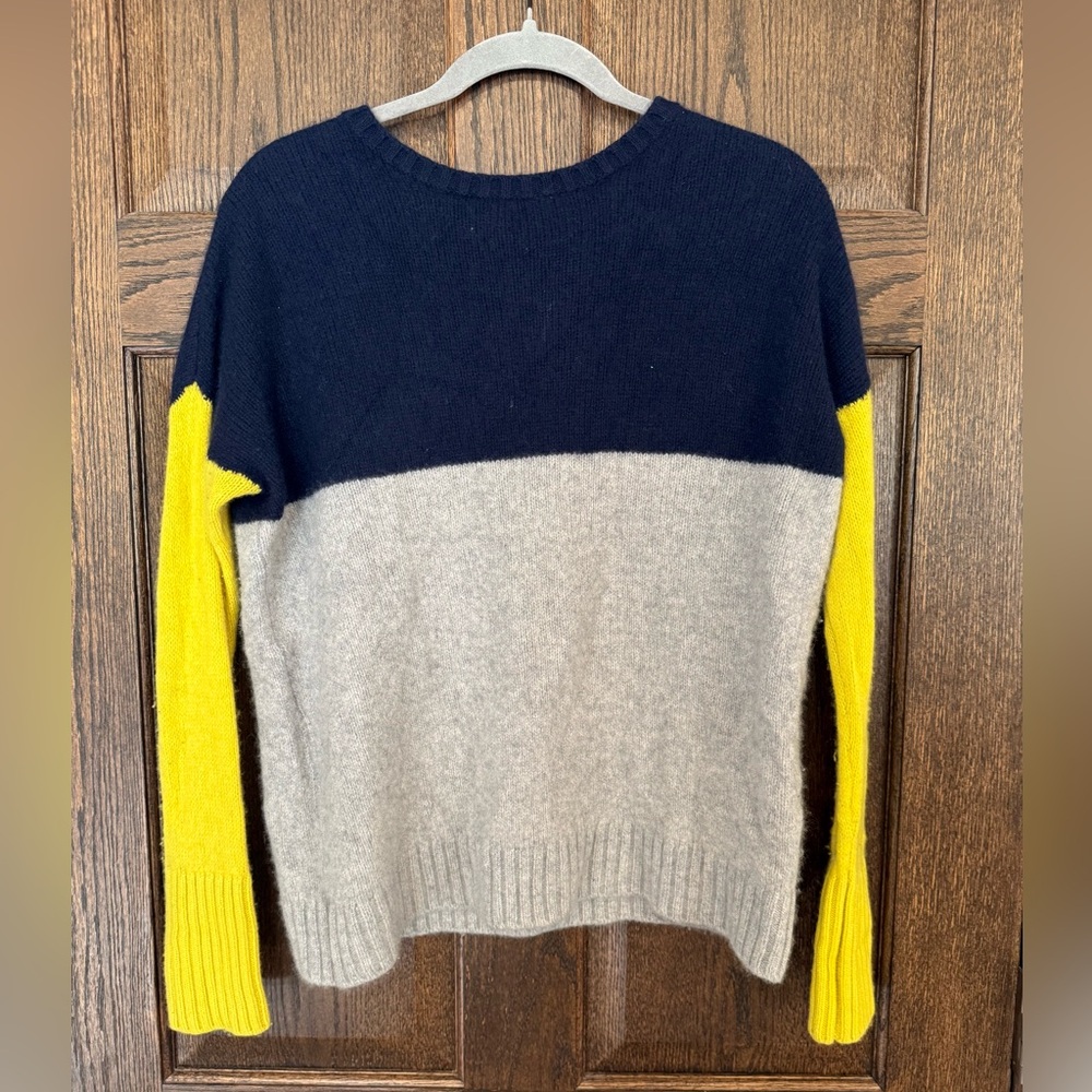 AQUA Navy, Gray & Yellow Colorblock Crewneck 100% Cashmere Sweater Medium